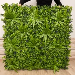 Kép 2/8 - Nortene Vertical Jungle műanyag zöldfal a dzsungel növényeivel (100×100 cm)