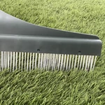 Kép 3/5 - Nortene Brushy műfű seprű teleszkópos nyéllel, 158cm hosszú 45 cm széles